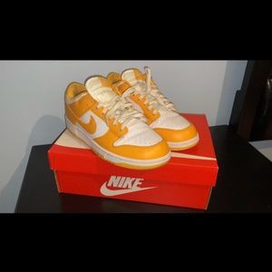 Nike dunks laser orange